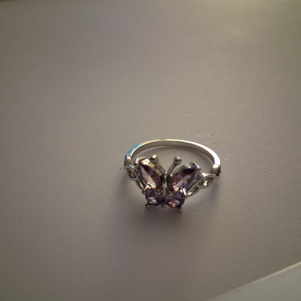 Elegant Silver Tone Butterfly Ring with Purple Accents